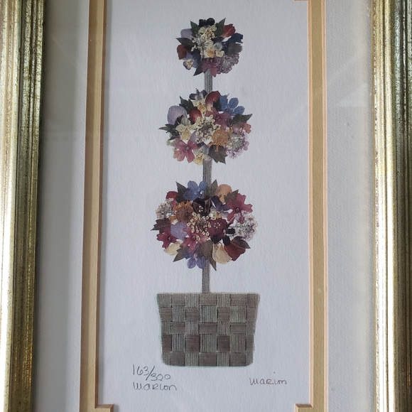 Pressed Flower Collage By Marion Signed - Picture 8 of 8